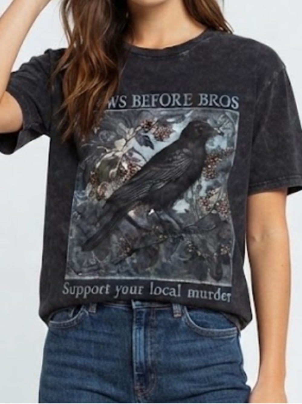 Comfort Colors Black Graphic Tee with Raven Print Women’s Size Medium